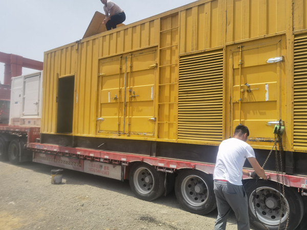 义乌发电机出租100KW发电机需要什么规格的电缆线？